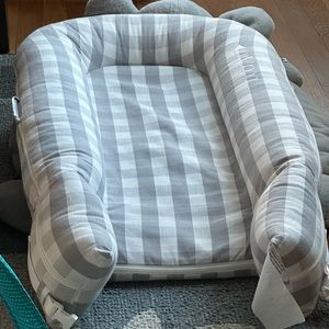 Deluxe Dockatot